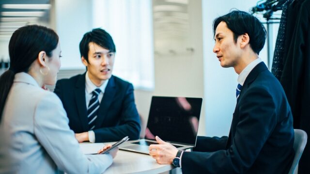 打合せ中